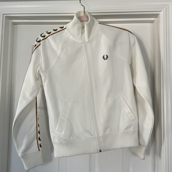 Fred Perry laurel wreath track jacket - Picture 7 of 7
